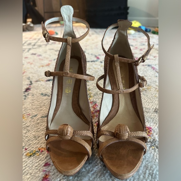 L.A.M.B ~ “Felix Snake” Brown Strappy Heels - Picture 3 of 6